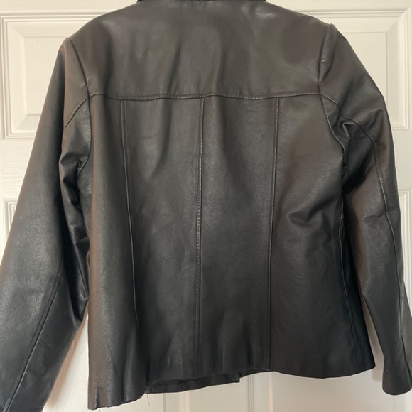 Leather jacket - Picture 2 of 2